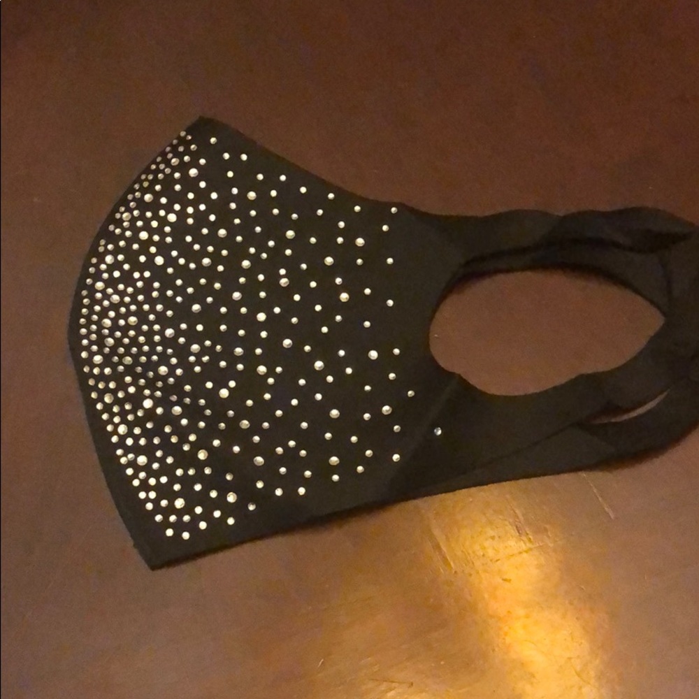 Black rhinestone mask breathable boutique … - Picture 4 of 7